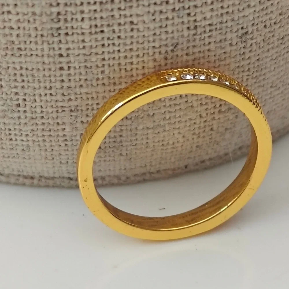 Gold Tone Crystal Stones Eternity Band Stackable Ring Size 9 Textured Edge Slim